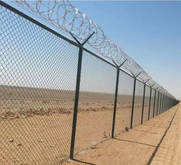 شبوك أمنية متينة للمستودعات والمخازن