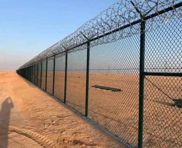 شبوك أمنية للمجمعات السكنية والمنشآت